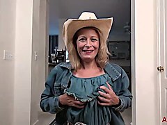 Kinky cowgirl milf jade allan