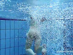 Roxalana chech in scuba diving in the pool