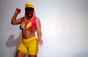 Débora Fantine dançando - Especial Olimpíadas ( As Tequileiras do Funk