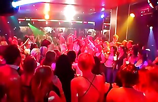 Tons of ladies are engulfing jocks